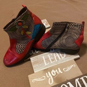 Socofy leather ankle boots red women size 9